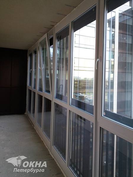 ������ ��������� ��������� ���������� �� ������ ��� �������. ������� VEKA Euro 58, �������� ������� �� RAL, ��������� Siegenia Favorit. �����-��������� �., �� "������", 5-� ������������ ������, �. 2