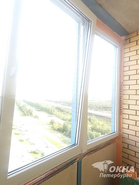 ������ ��������� ��������� ���������� �� ������ ��� �������. ������� VEKA Softline, ����� Roto Swing, ��������� Siegenia Favorit, ������������ 2-�������� � �����������������. �����-��������� �., ��. ���������, �. 63, ����.1