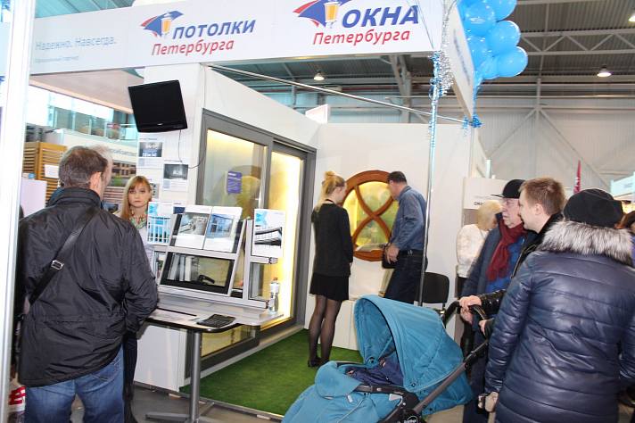 Окна Петербурга приняли участие в выставке Строим дом